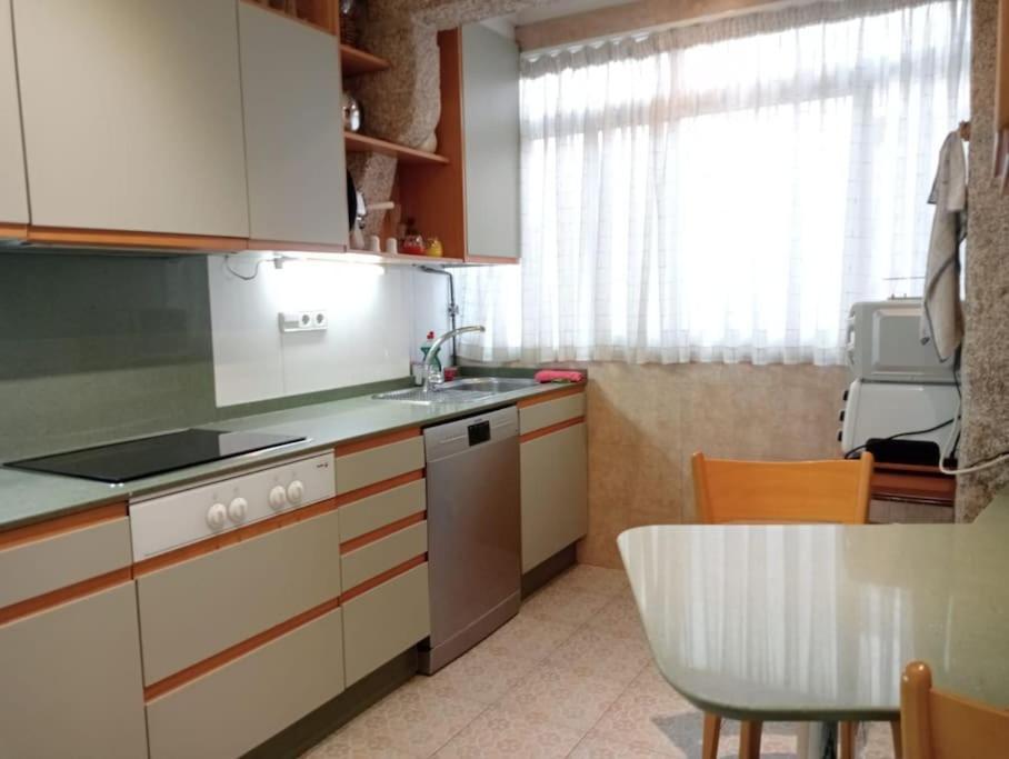 Atico Con Terraza En El Centro De Vigo 아파트 외부 사진